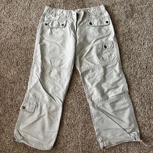 Etam Offwhite Y2K Capri cargo pants - size small